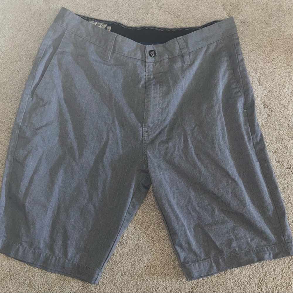 Volcom Chino shorts - Size 34 Men’s